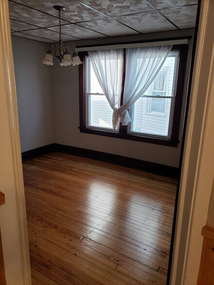 Building Photo - 43 Mount Vernon Ave