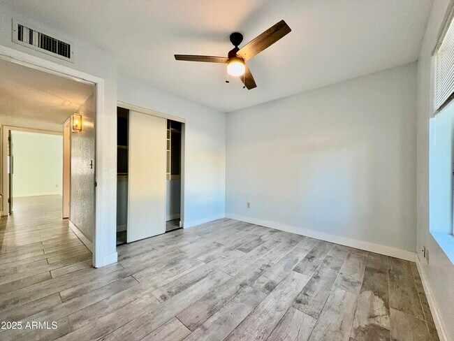 Building Photo - 13410 North 47th Pl