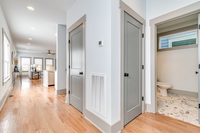 Building Photo - 1603 Porter Ave