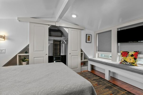 Building Photo - 358 Broadway