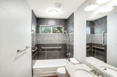 Building Photo - 9614 Nightjar Dr