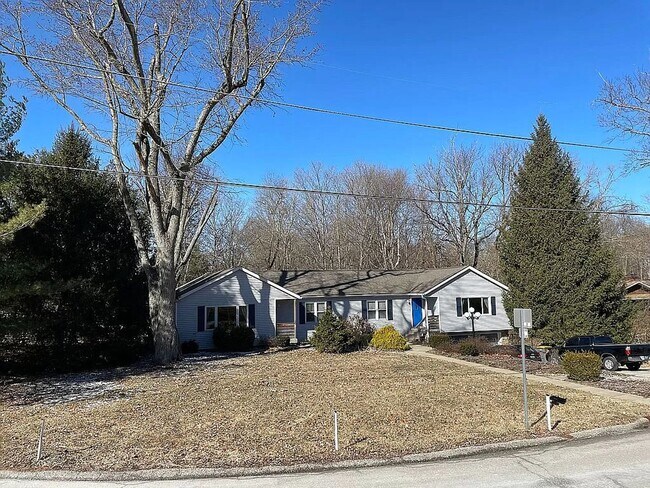 Building Photo - 2203 N Headley Rd