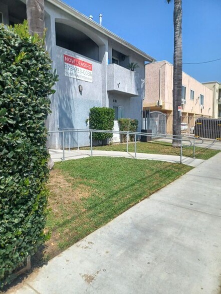 Building Photo - 6545 Fulton Ave