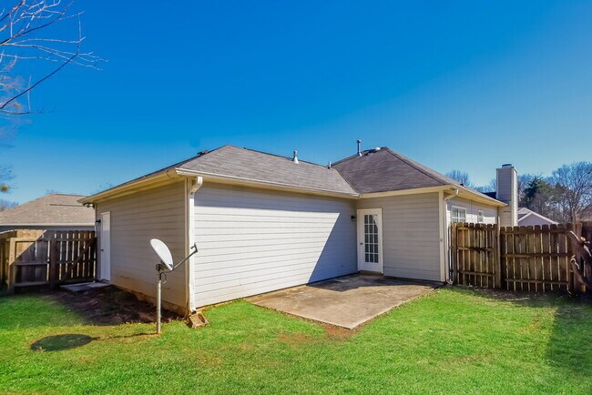 Building Photo - 104 Stonehaven Dr