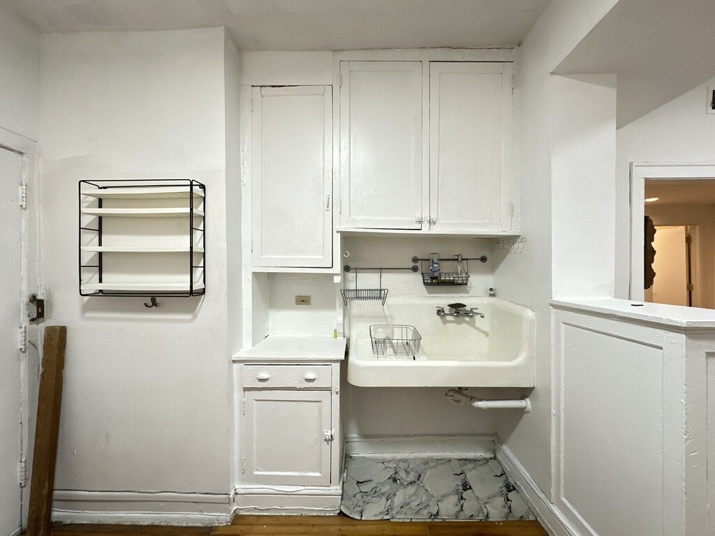 Building Photo - 2021 N Humboldt Blvd