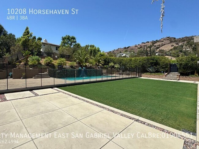 Building Photo - 10208 Horse Haven St