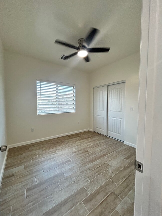 Building Photo - 1324 Renda Ct