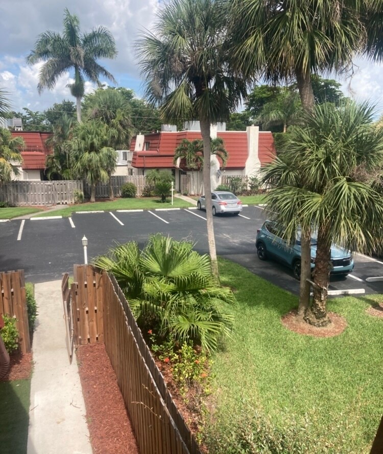 Building Photo - 11866 Quail Run Dr