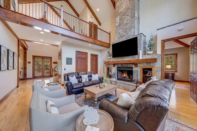 Building Photo - 357 Wilfar Strasse