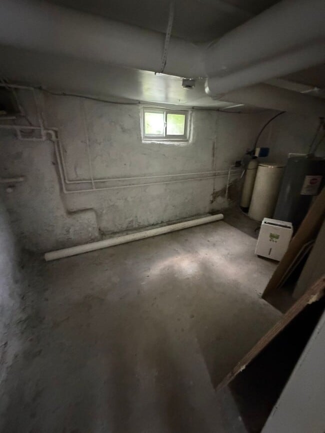 Building Photo - Quaint one bedroom Home!