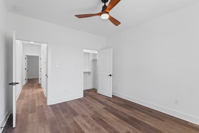 Building Photo - 19 Denali Dr