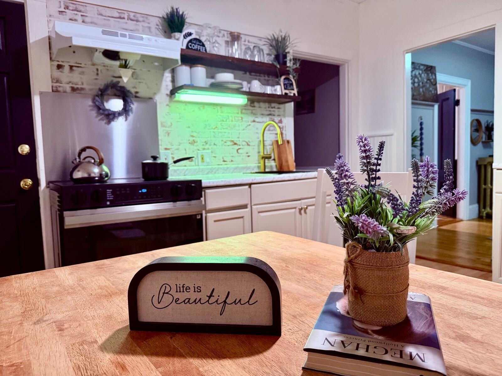 Building Photo - 75 Sanford St