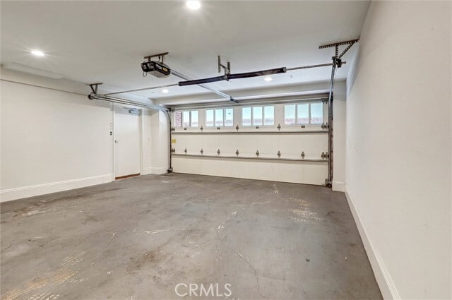 Building Photo - 2323 S Beverly Glen Blvd