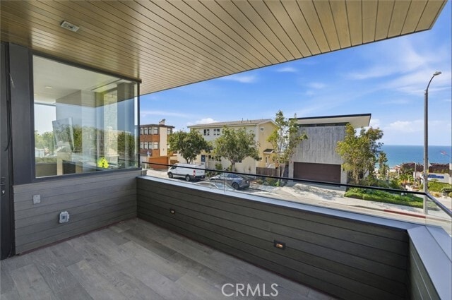 Building Photo - 300 25th St