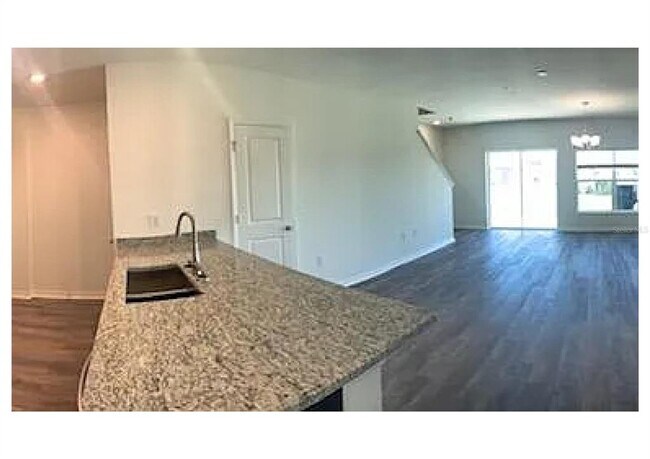 Building Photo - 2305 Carrabelle Wy