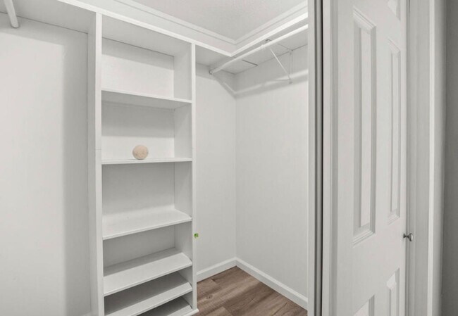 Building Photo - 4747 Port Arthur Ave