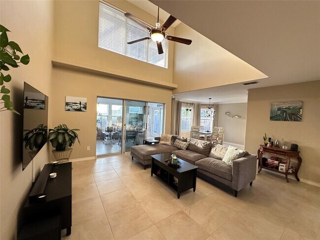 Building Photo - 14833 Cobo De Bara Cir