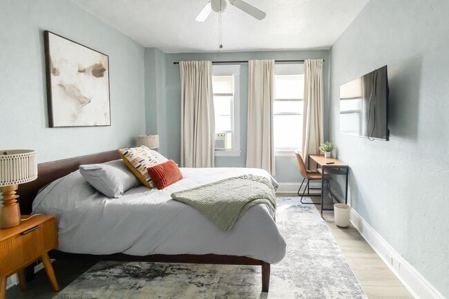 Building Photo - 2240 Murray Hill Rd