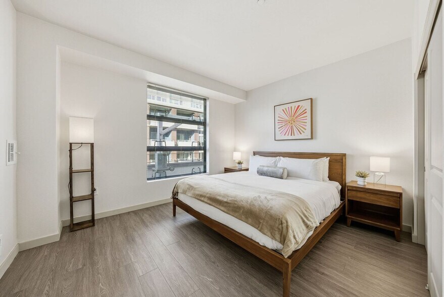 Building Photo - 1155 4th St