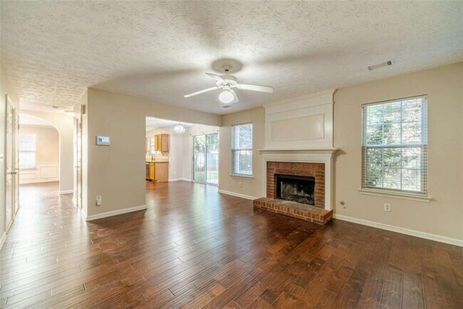 Building Photo - 934 Dominion Walk Dr SW