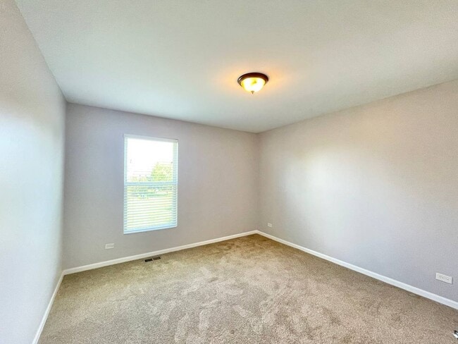 Building Photo - 116 Devoe Dr