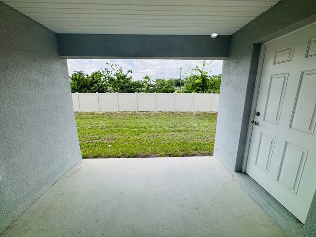 Building Photo - 6584 SE 108th Ln