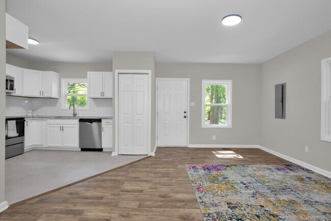 Building Photo - 5112 Cannon St