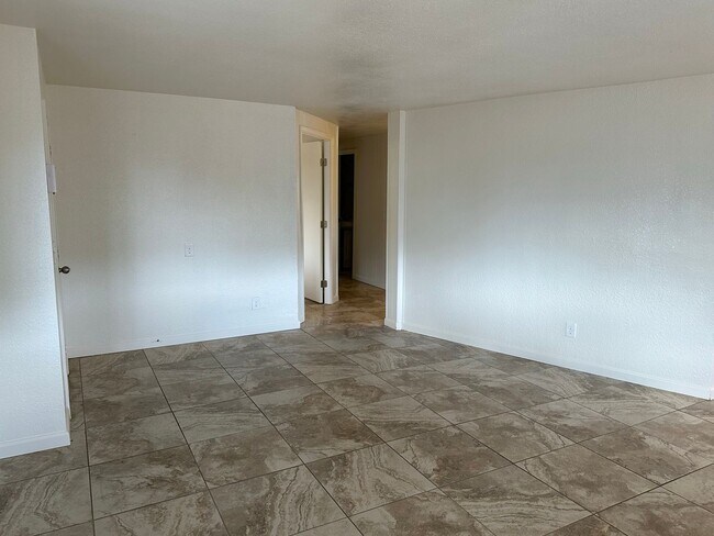 Building Photo - Cozy 3 bedroom 2 bathroom home in Mesa