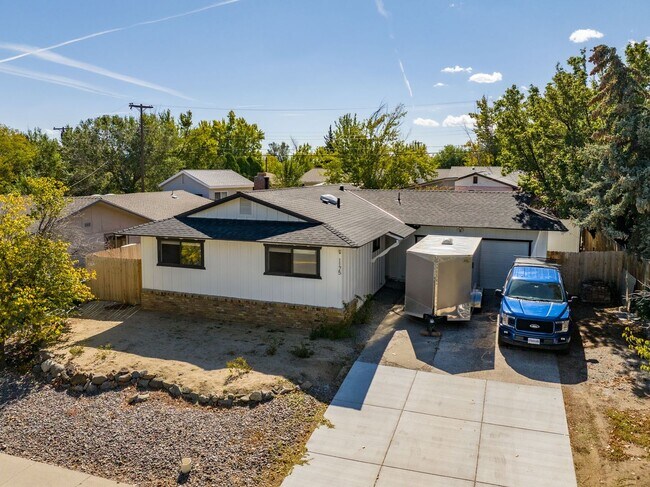 Building Photo - 1175 Akard Dr