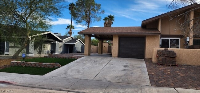 Building Photo - 6751 Ledgewood Dr