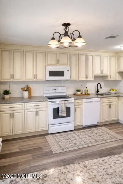 Building Photo - 240 Medford Ct