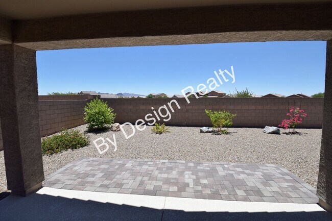 Building Photo - Modern 3 Bedroom 2 Bath Gladden Farms Home with 3-Car Tandem Garage