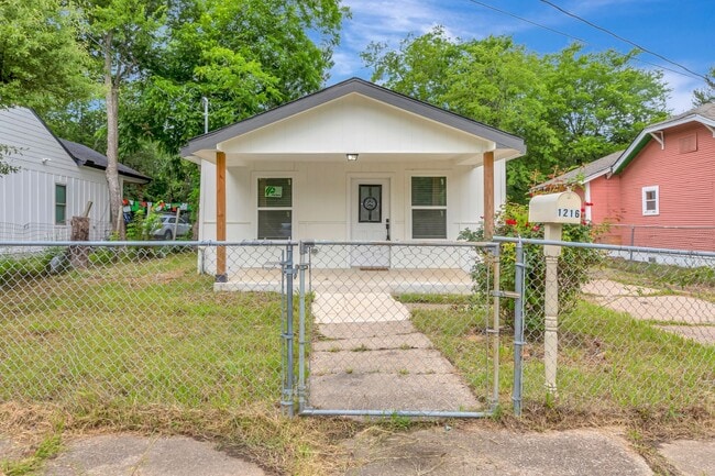 Primary Photo - Updated Greenville Home