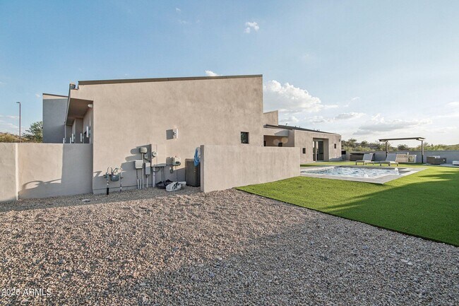 Building Photo - 17934 W Estes Way