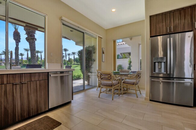 Building Photo - 125 Rainbird Cir