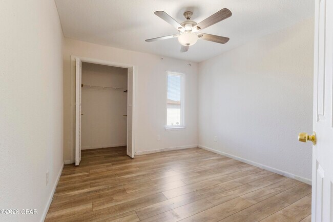 Building Photo - 4455 W 19th St