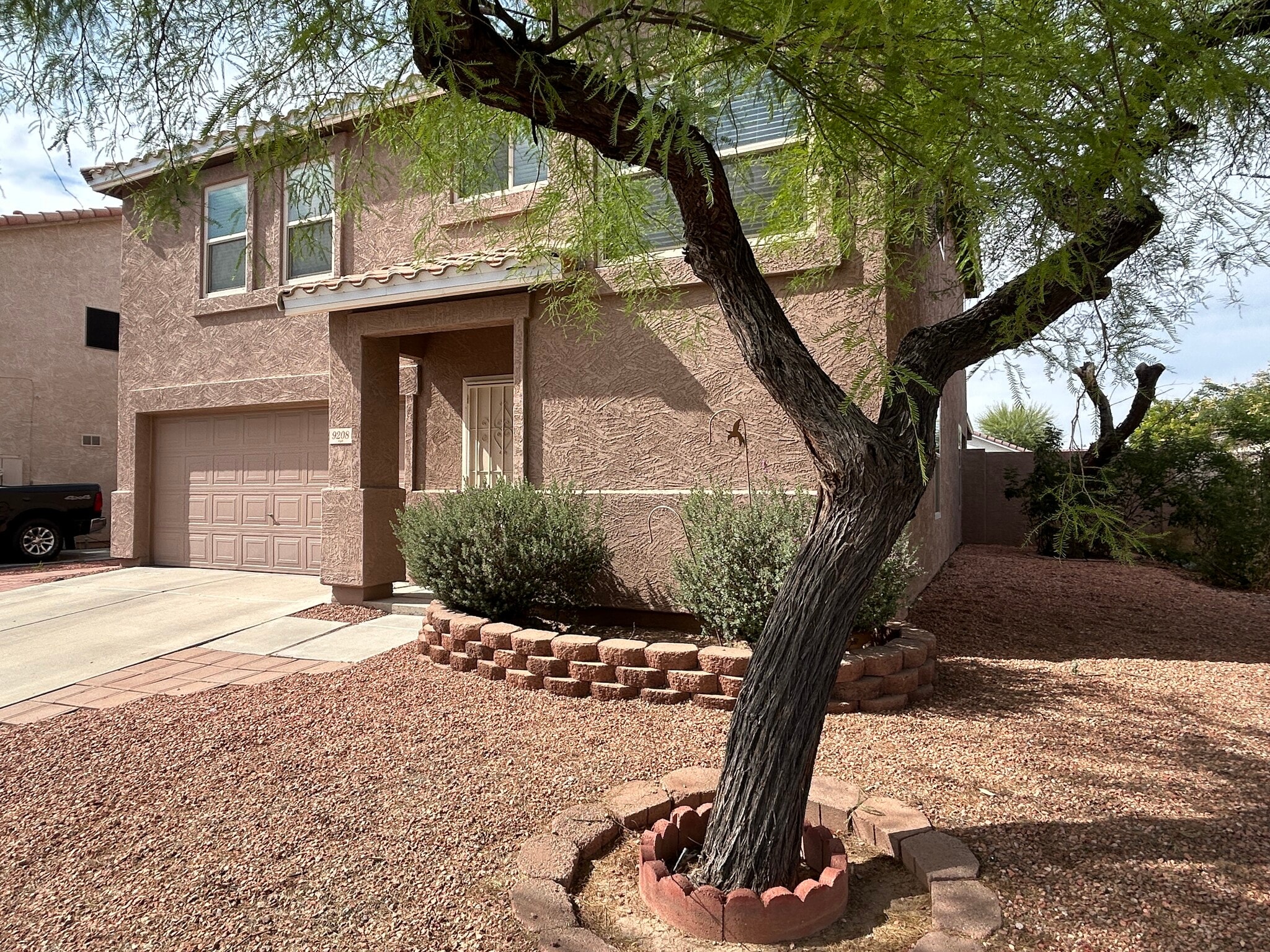 Building Photo - 9208 W Coolidge St