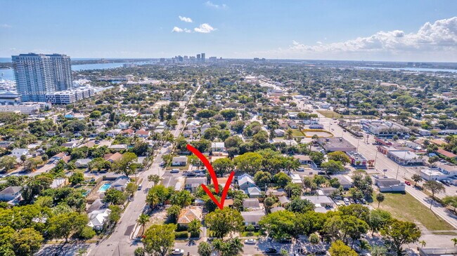 Building Photo - 510 48th St