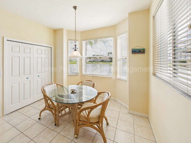 Building Photo - 20611 Country Creek Dr