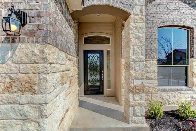 Building Photo - 11101 Merced Pl