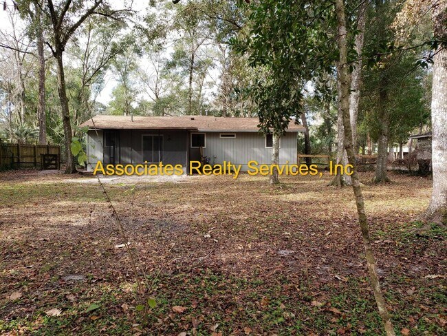 Building Photo - Renovated 2 bedroom with Office home in Springtree!