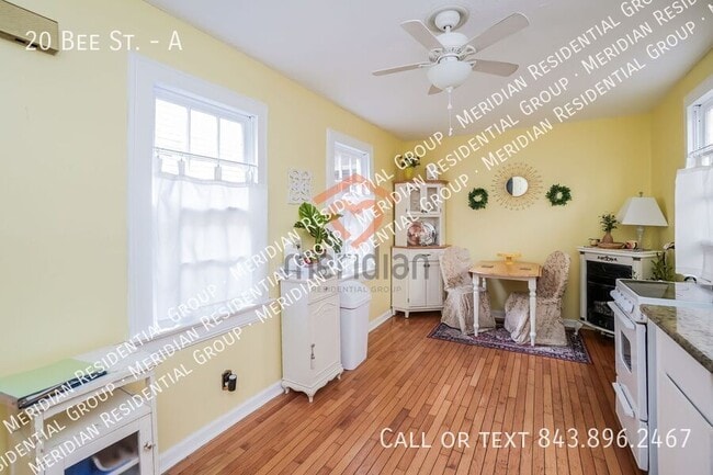 Building Photo - 20 Bee St