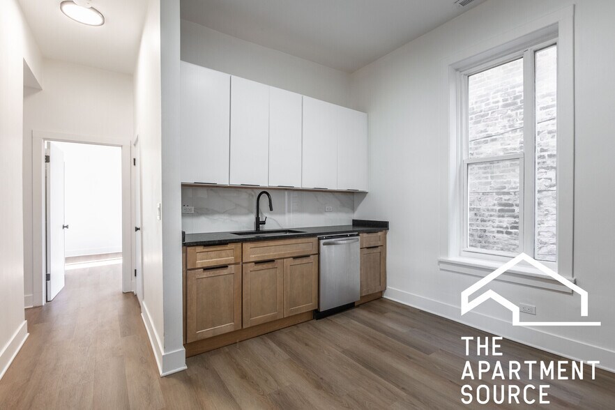 Building Photo - 1454 N Kedzie Ave