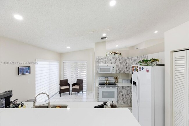 Building Photo - 12340 SW 144th Terrace