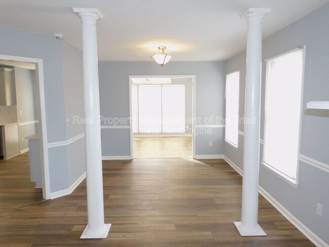 Building Photo - 5101 Mountain Ash Ct