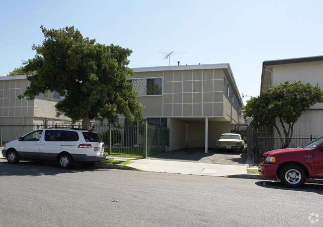 Building Photo - 1328 Gordon Street