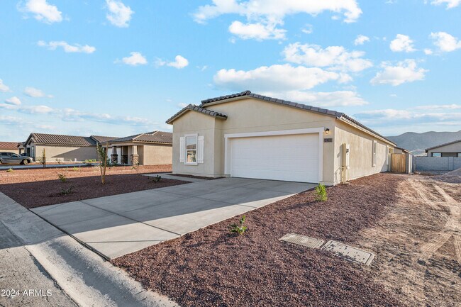 Building Photo - 7922 Magic Dr