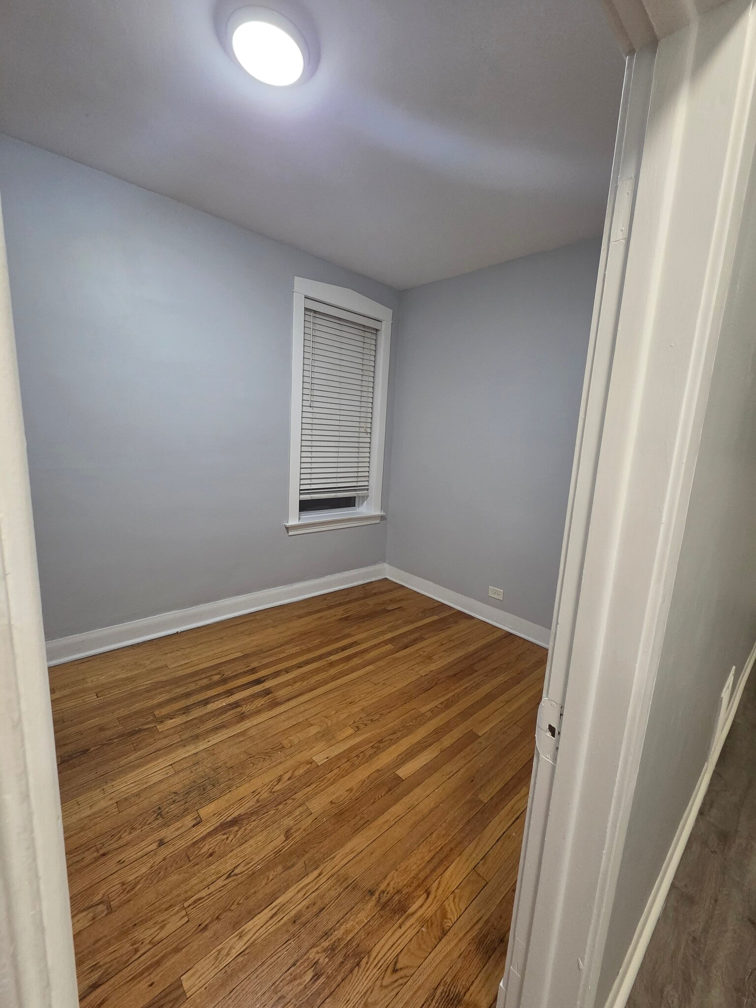 Building Photo - 1915 Harvey Ave