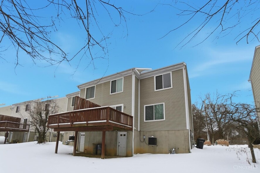 Building Photo - 3595 Harvey Ave