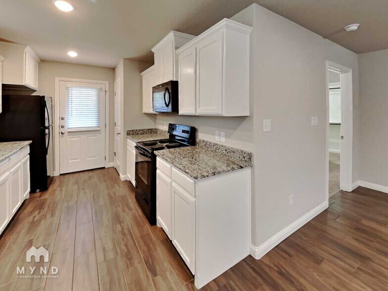 Building Photo - 770 Rolling Terrace Cir